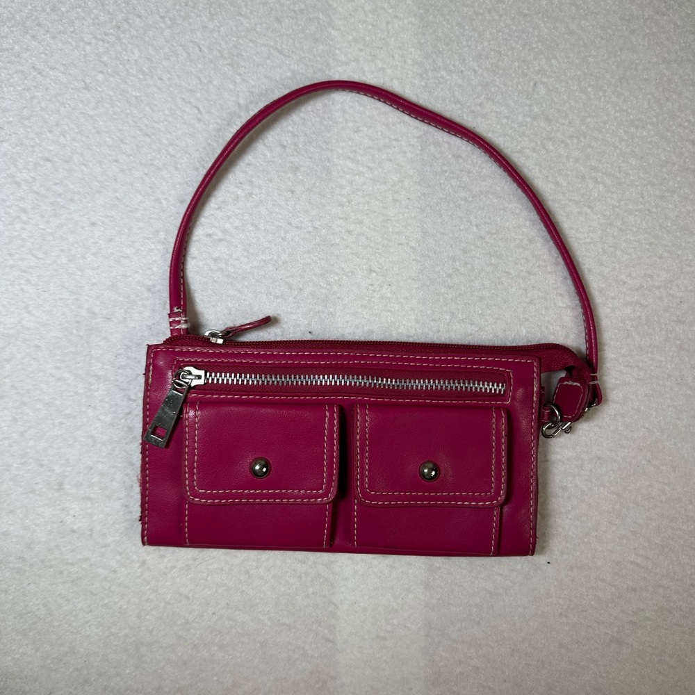 Elegant Pink Leather Handbag
